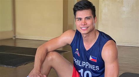 John Vic de Guzman vows to give it all for Philippine .